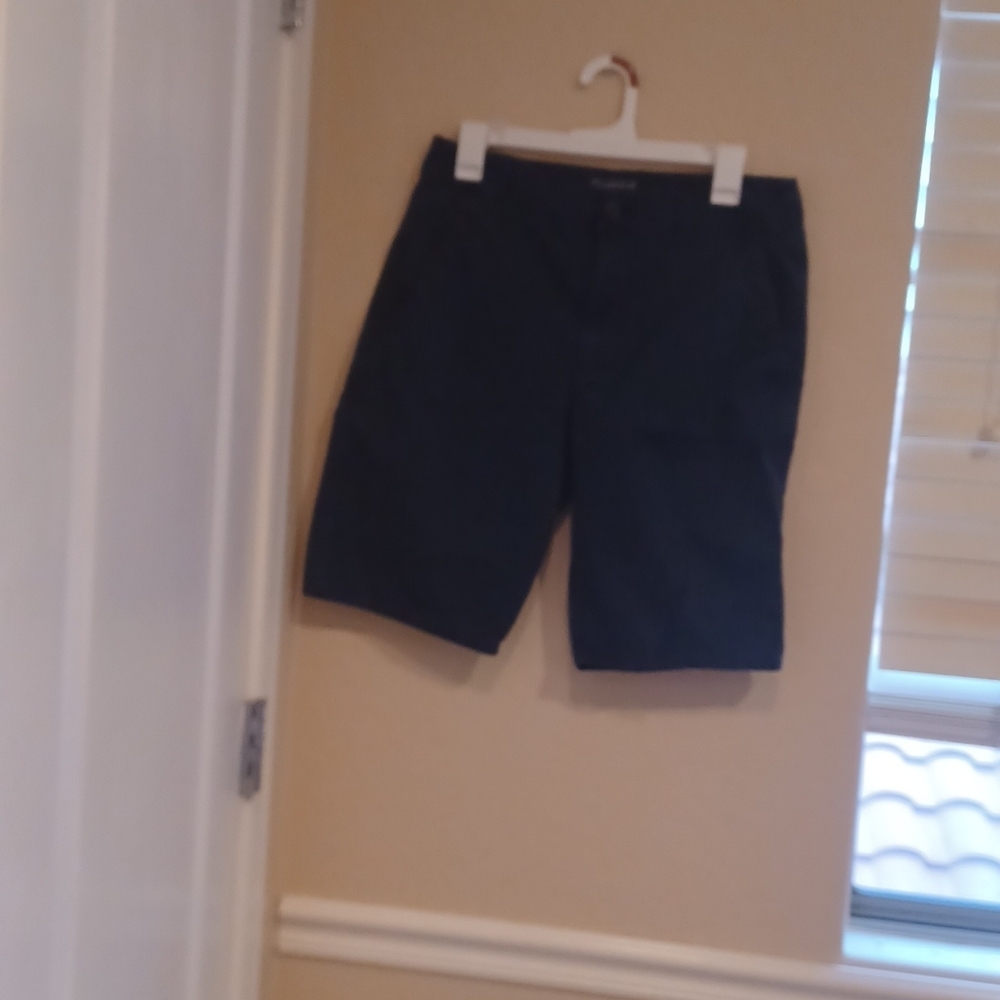 - Men's short